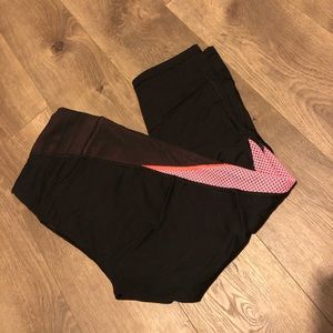 VSX cropped leggings